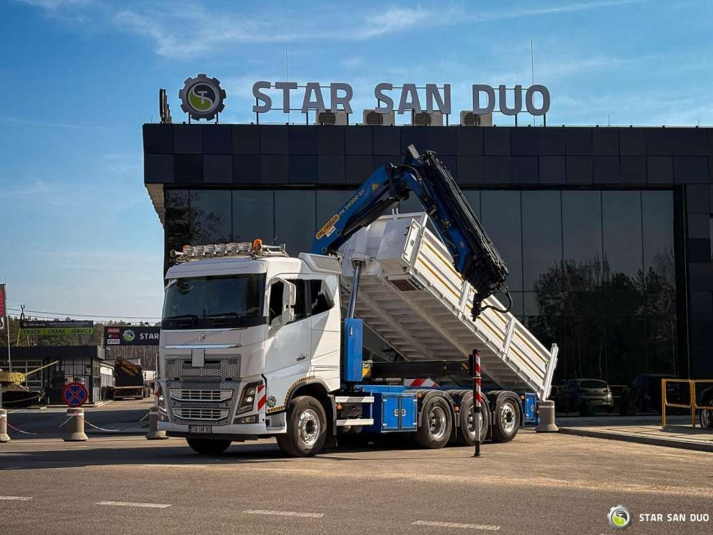 Volvo FH 16.550 8x4 Palfinger PK 34002-SH Crane Kippe - Camión grúa: foto 4 Volvo FH 16.550 8x4 Palfinger PK 34002-SH Crane Kippe - Camión grúa: foto 4
