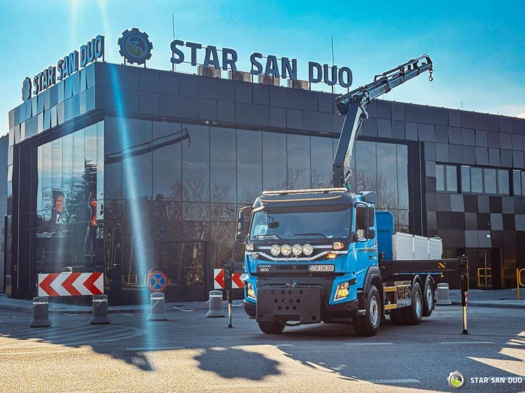 Volvo FMX 410 6x2 PALFINGER PK 18002 659 Working Hour - Camión volquete: foto 2 Volvo FMX 410 6x2 PALFINGER PK 18002 659 Working Hour - Camión volquete: foto 2