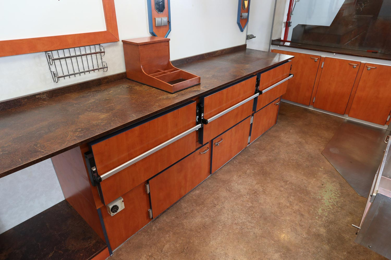 Verkaufsanhänger BORCO HÖHNS - Remolque venta ambulante: foto 3 Verkaufsanhänger BORCO HÖHNS - Remolque venta ambulante: foto 3