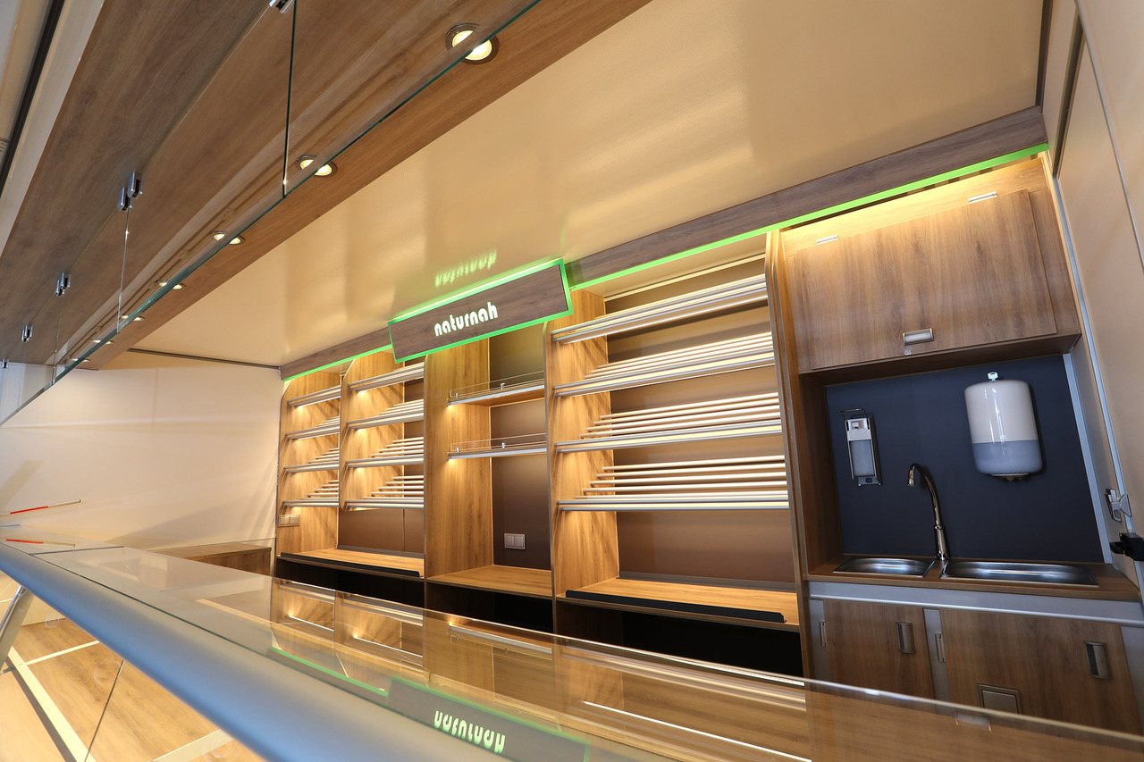 Verkaufsanhänger BORCO HÖHNS - Remolque venta ambulante: foto 5 Verkaufsanhänger BORCO HÖHNS - Remolque venta ambulante: foto 5