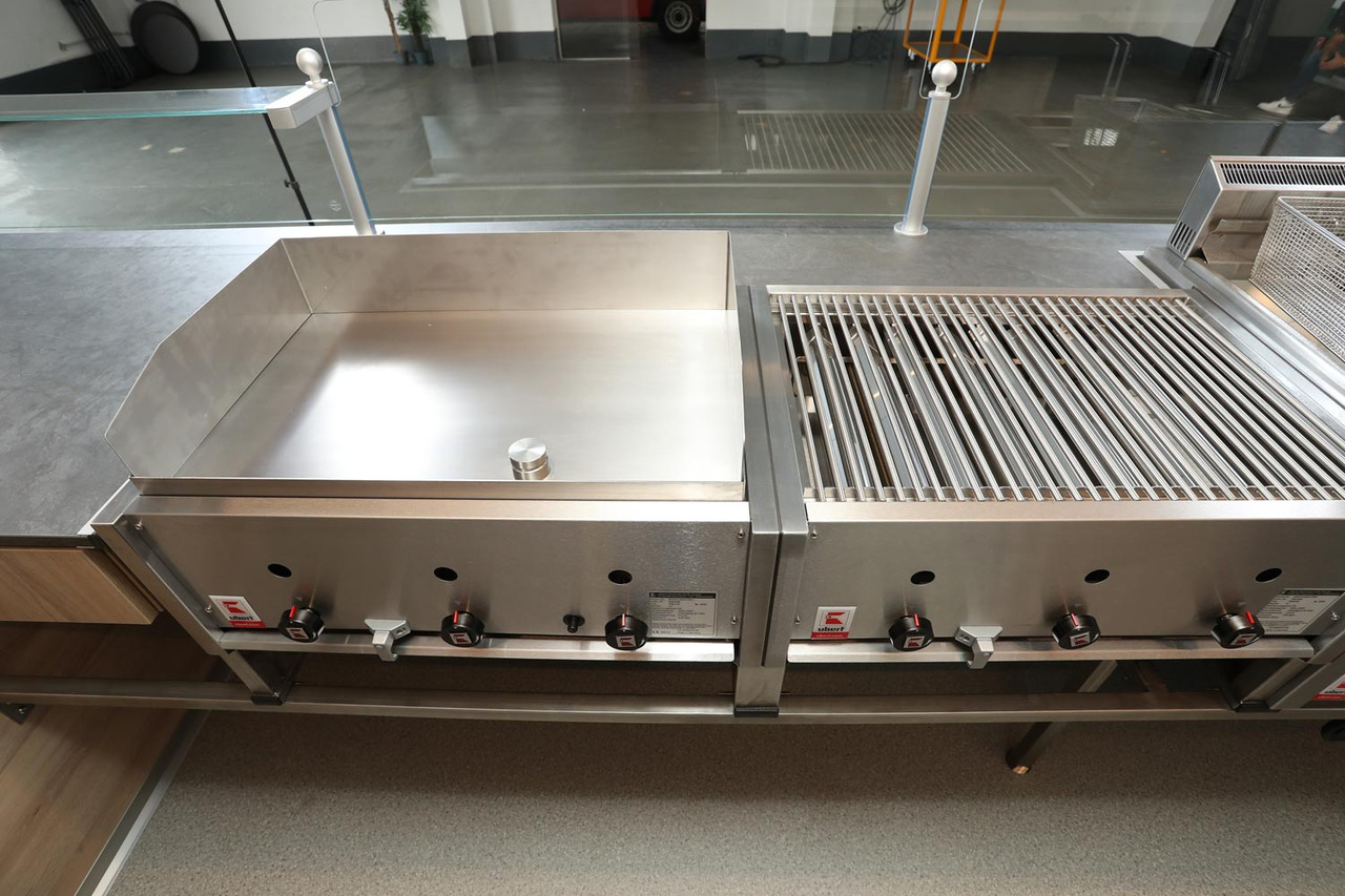 Verkaufsanhänger BORCO HÖHNS - Remolque venta ambulante: foto 5 Verkaufsanhänger BORCO HÖHNS - Remolque venta ambulante: foto 5