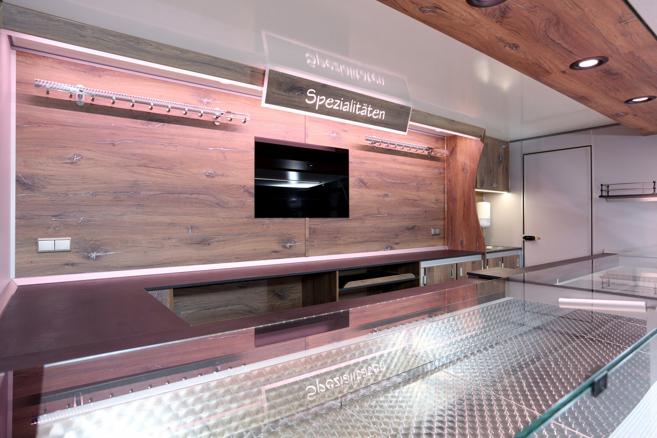 Verkaufsanhänger BORCO HÖHNS - Remolque venta ambulante: foto 3 Verkaufsanhänger BORCO HÖHNS - Remolque venta ambulante: foto 3