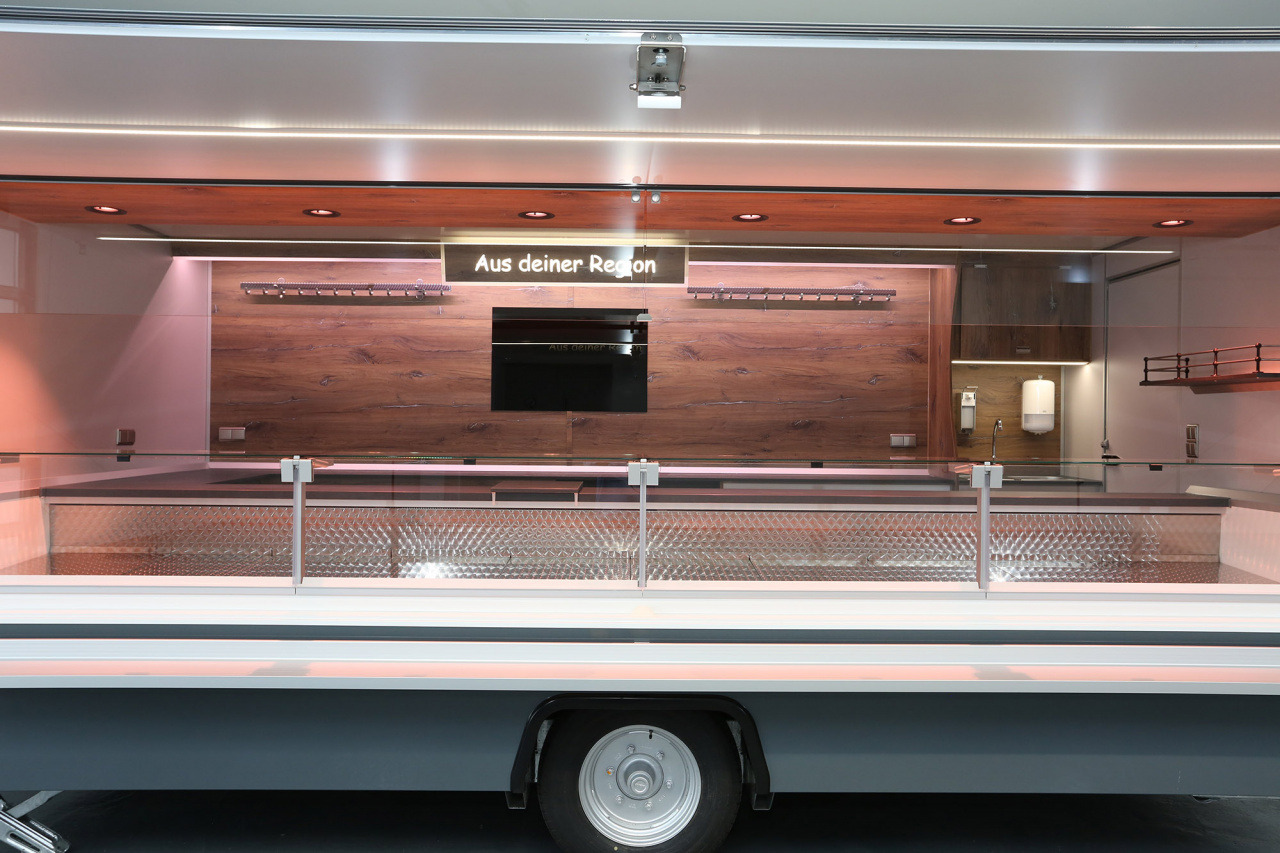 Verkaufsanhänger BORCO HÖHNS - Remolque venta ambulante: foto 4 Verkaufsanhänger BORCO HÖHNS - Remolque venta ambulante: foto 4