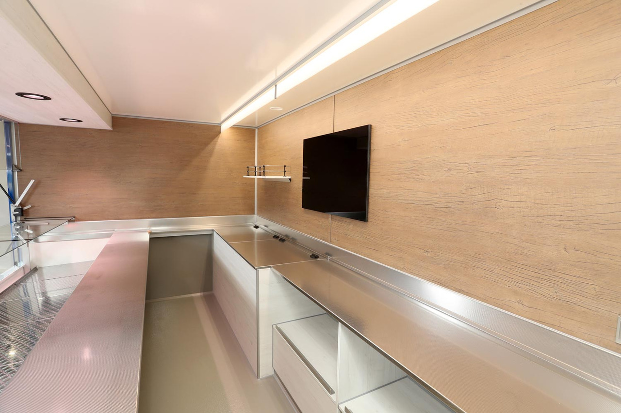 Verkaufsanhänger BORCO HÖHNS - Remolque venta ambulante: foto 5 Verkaufsanhänger BORCO HÖHNS - Remolque venta ambulante: foto 5