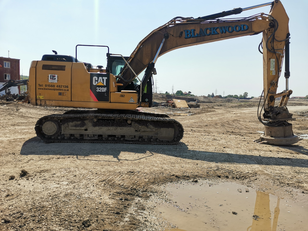 CATERPILLAR 320 F - Excavadora de cadenas: foto 5 CATERPILLAR 320 F - Excavadora de cadenas: foto 5