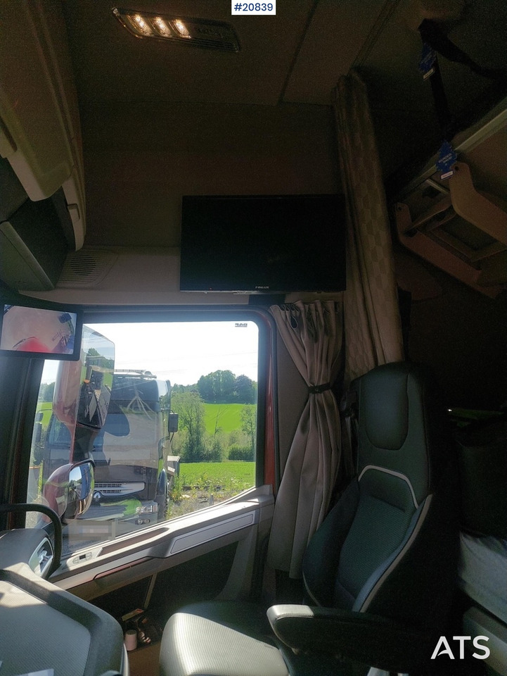 Cabeza tractora DAF XG+ 530: foto 9