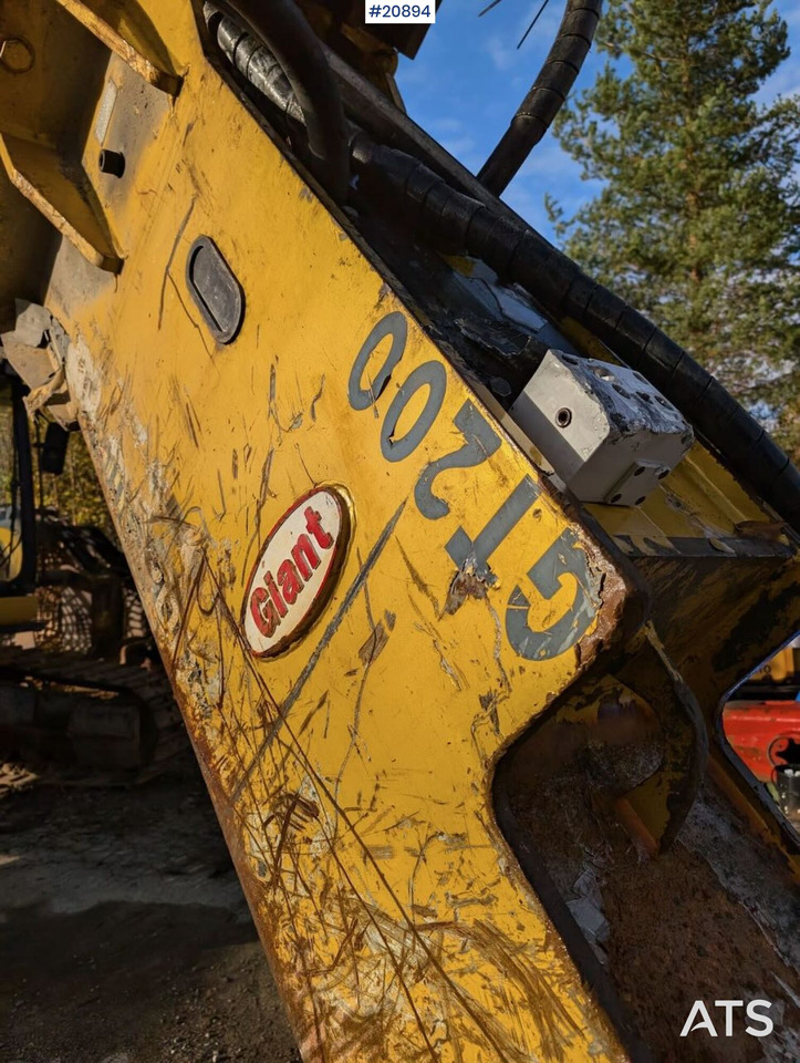 Giant 2009 GIANT GT200 pigghammer m/ KM3 feste. - Martillo hidráulico para Maquinaria de construcción: foto 2 Giant 2009 GIANT GT200 pigghammer m/ KM3 feste. - Martillo hidráulico para Maquinaria de construcción: foto 2