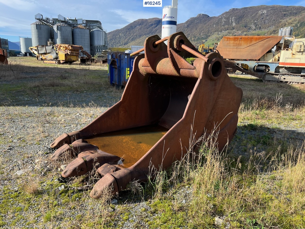 Gjerstad Graveskuffe - Cazo para excavadora: foto 4 Gjerstad Graveskuffe - Cazo para excavadora: foto 4