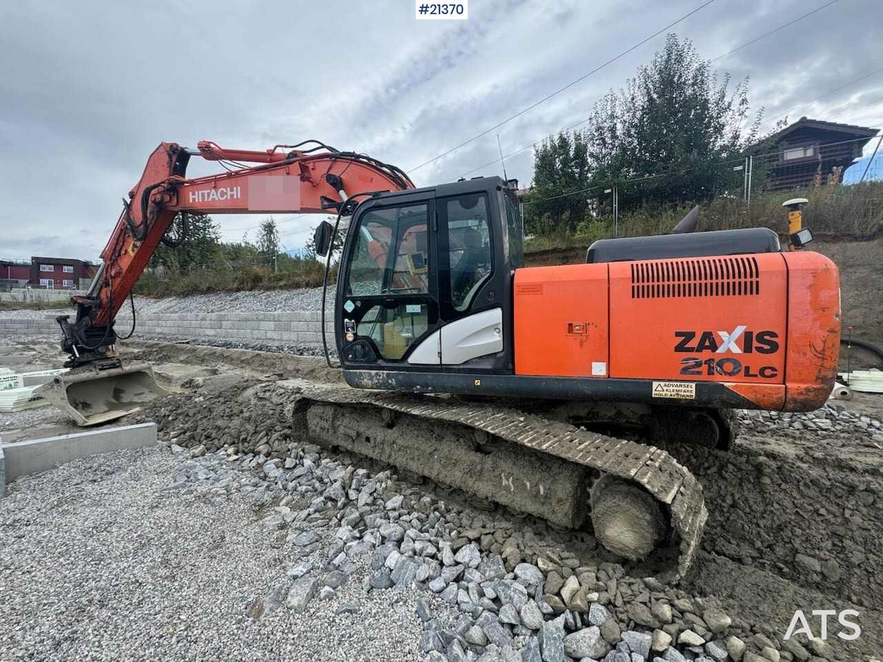 Hitachi ZX210LC-5B Beltegraver m/ tilt, skuffe og GPS. - Excavadora de cadenas: foto 1 Hitachi ZX210LC-5B Beltegraver m/ tilt, skuffe og GPS. - Excavadora de cadenas: foto 1