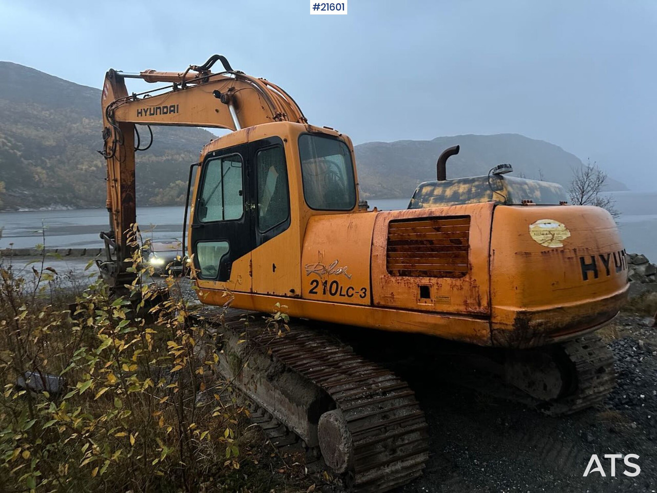 Hyundai 210LC- 3H gravemaskin m/ 5 skuffer. Byttet belter for 100 timer siden - Excavadora de cadenas: foto 5 Hyundai 210LC- 3H gravemaskin m/ 5 skuffer. Byttet belter for 100 timer siden - Excavadora de cadenas: foto 5