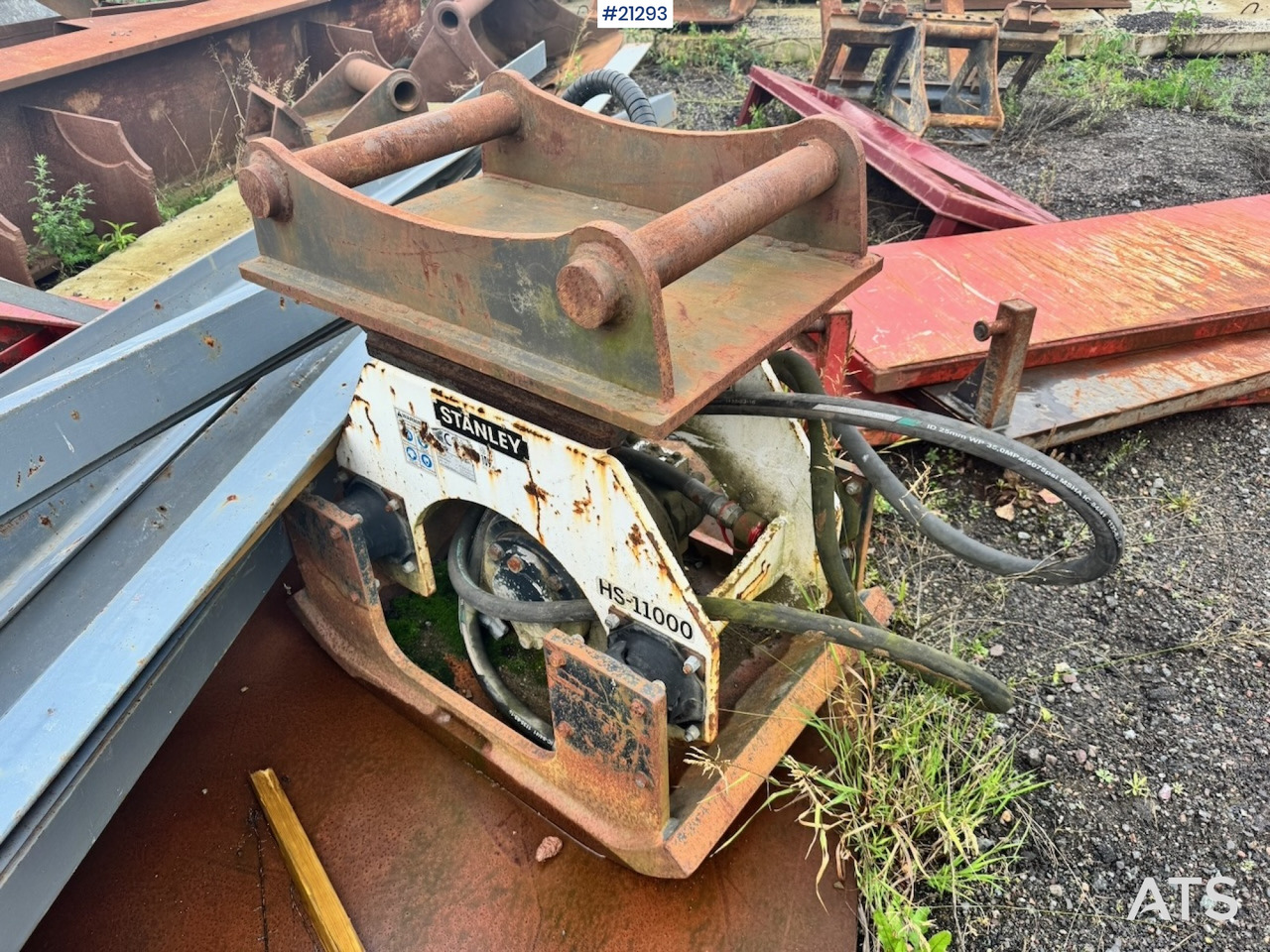 Stanley HS11000 - Implemento para Excavadora: foto 1 Stanley HS11000 - Implemento para Excavadora: foto 1