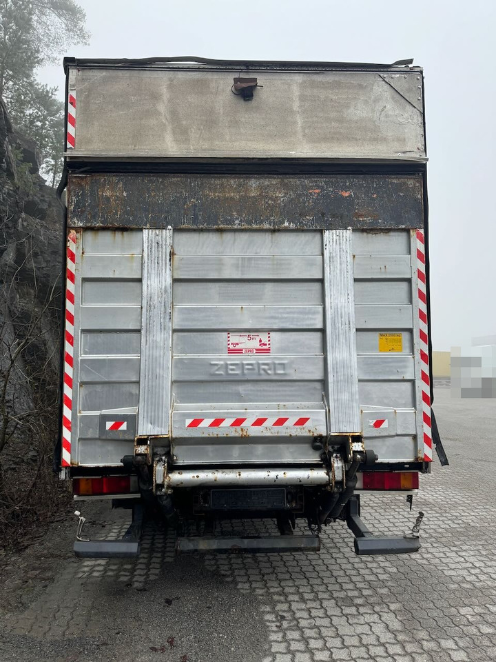 Iveco Stralis - Camión caja cerrada: foto 5 Iveco Stralis - Camión caja cerrada: foto 5