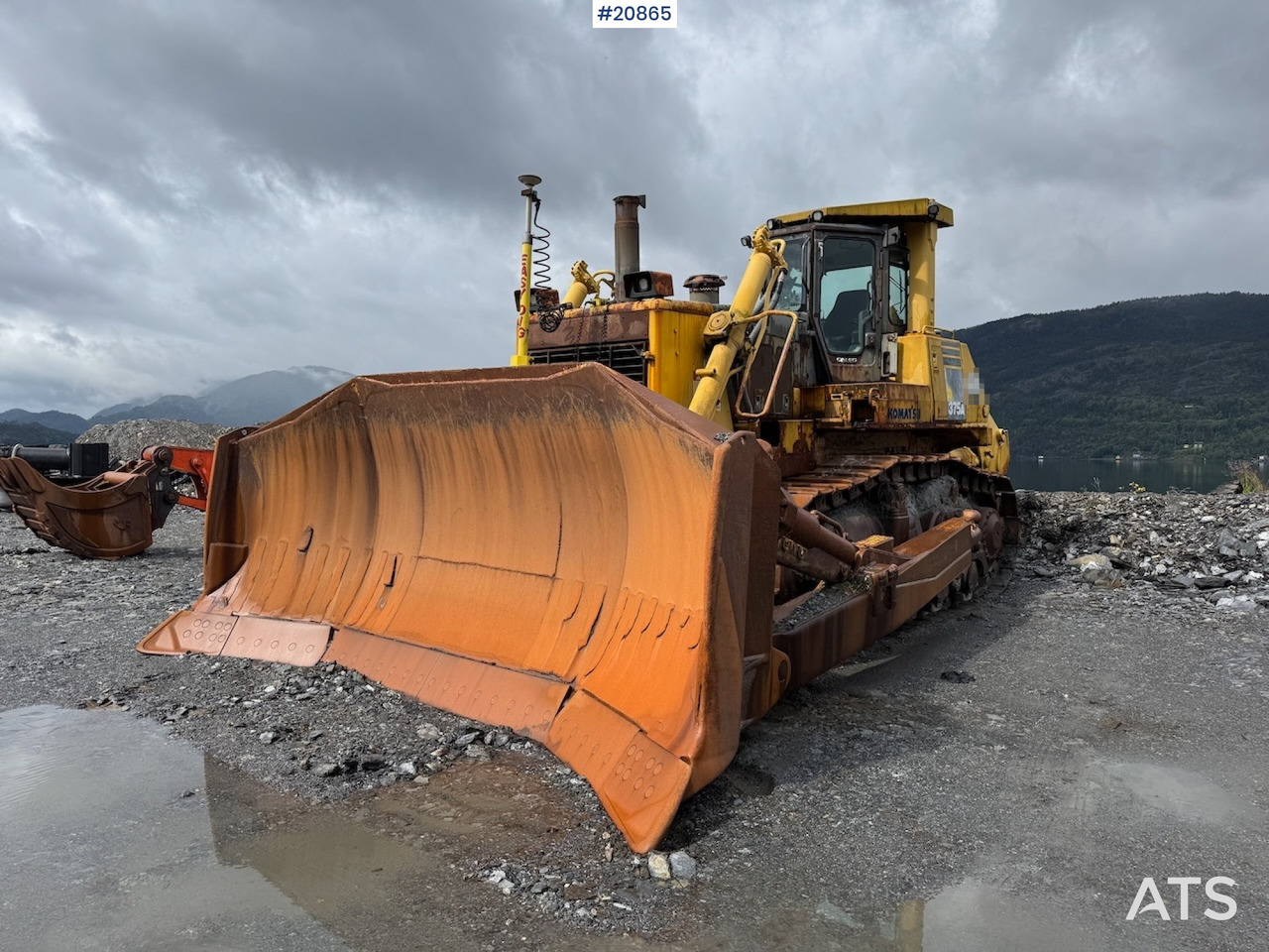 Komatsu D 375 A - Bulldozer: foto 1 Komatsu D 375 A - Bulldozer: foto 1