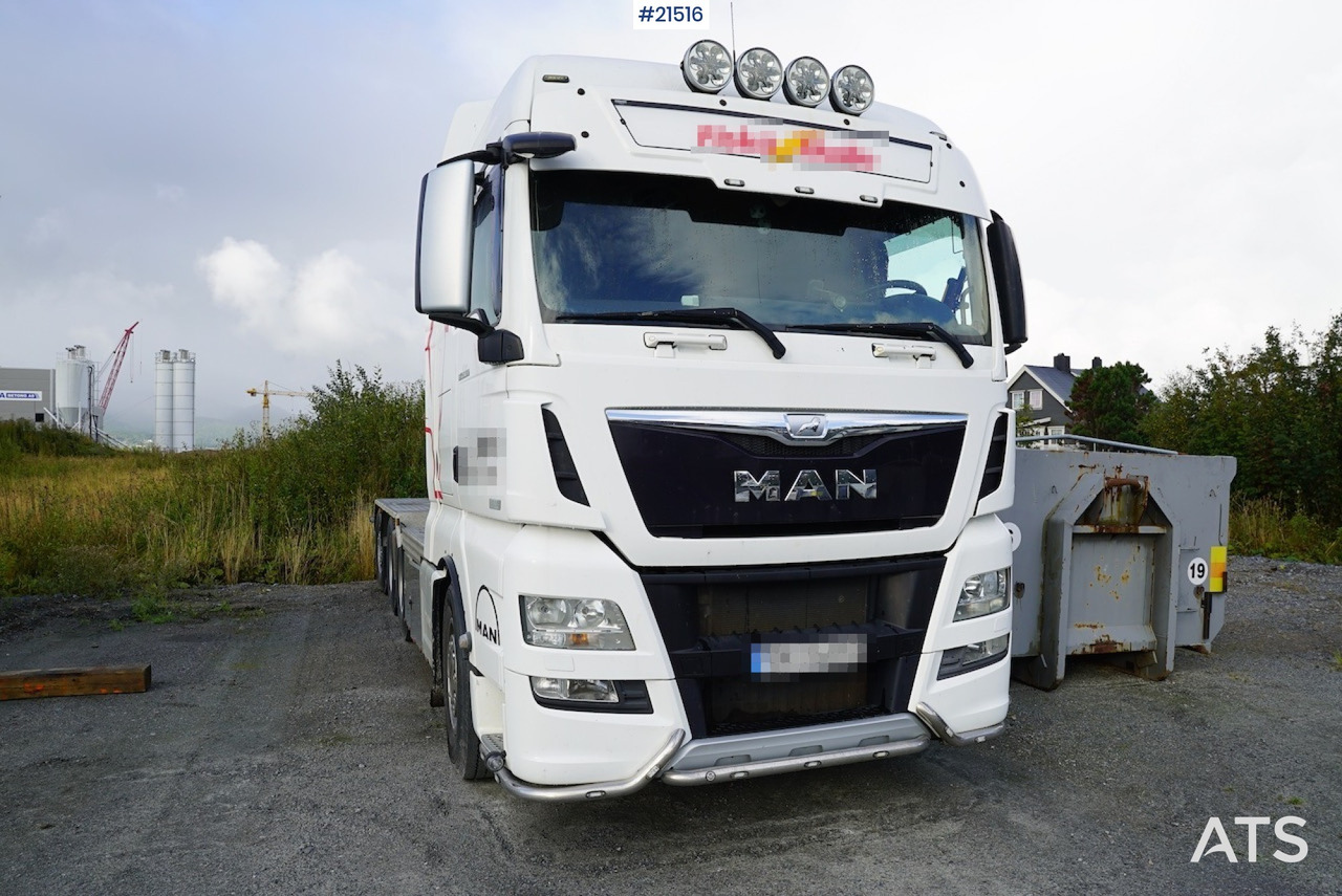 MAN Man TGX 35.560 8x4 tridem krokbil - Camión multibasculante: foto 2 MAN Man TGX 35.560 8x4 tridem krokbil - Camión multibasculante: foto 2