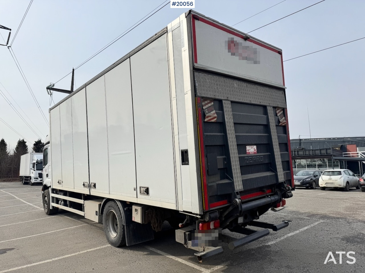 Mercedes Actros 1833 - Camión caja cerrada: foto 4 Mercedes Actros 1833 - Camión caja cerrada: foto 4