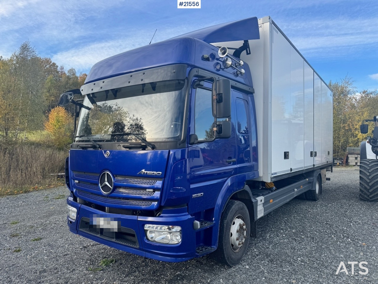 Mercedes Atego 1530 Skapbil m/ Full Sideåpning - Camión caja cerrada: foto 1 Mercedes Atego 1530 Skapbil m/ Full Sideåpning - Camión caja cerrada: foto 1