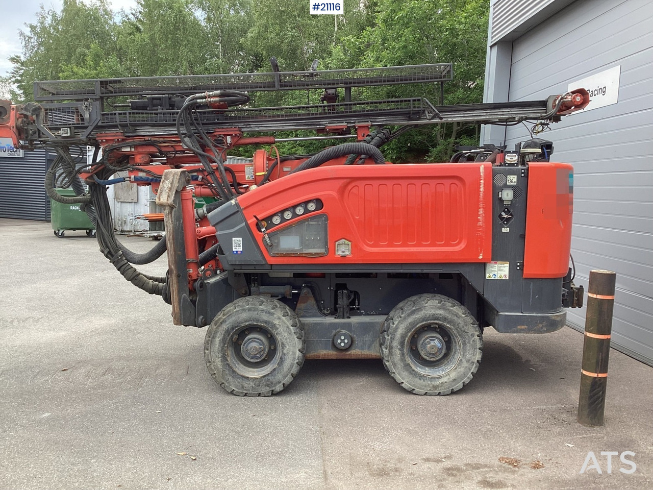 Sandvik Commando DC130RI - Perforadora: foto 1 Sandvik Commando DC130RI - Perforadora: foto 1