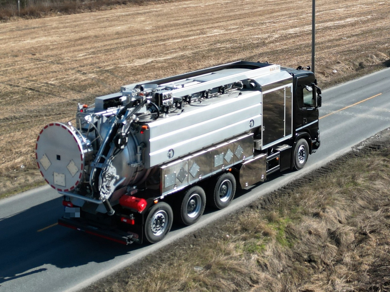 Scania G500 8x4 ADR Suge-Spylebil - Limpieza de alcantarillado: foto 2 Scania G500 8x4 ADR Suge-Spylebil - Limpieza de alcantarillado: foto 2