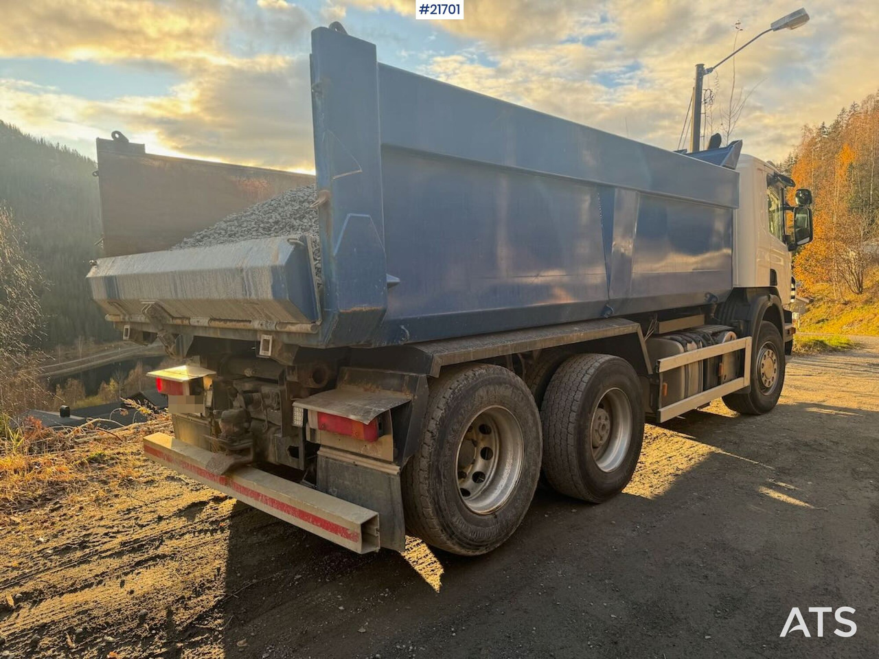 Scania P420 6x2 Brøyterigget Tippbil. Lav km. SE VIDEO - Camión volquete: foto 3 Scania P420 6x2 Brøyterigget Tippbil. Lav km. SE VIDEO - Camión volquete: foto 3