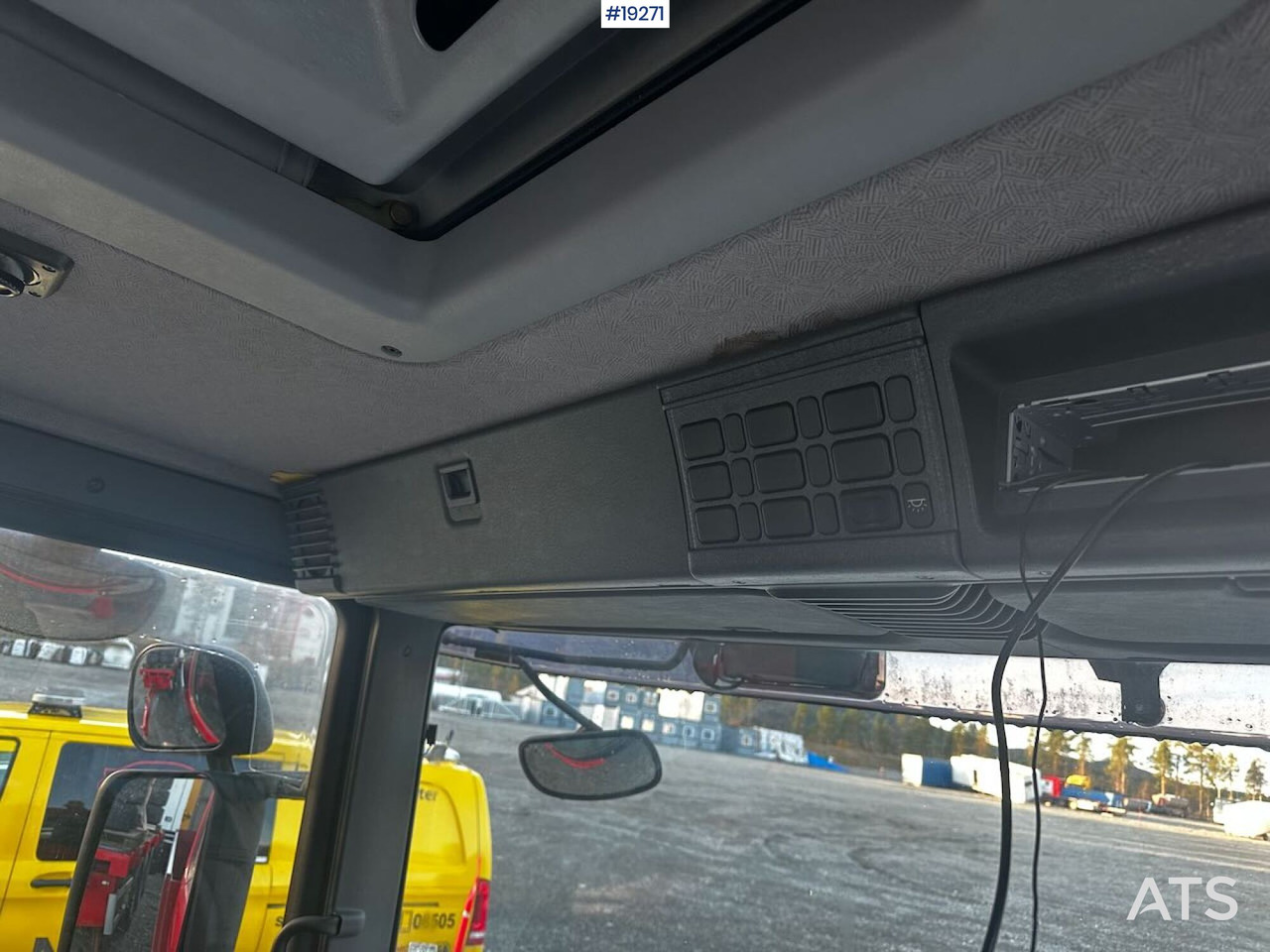 Vehículo municipal, Camión Scania P94: foto 32