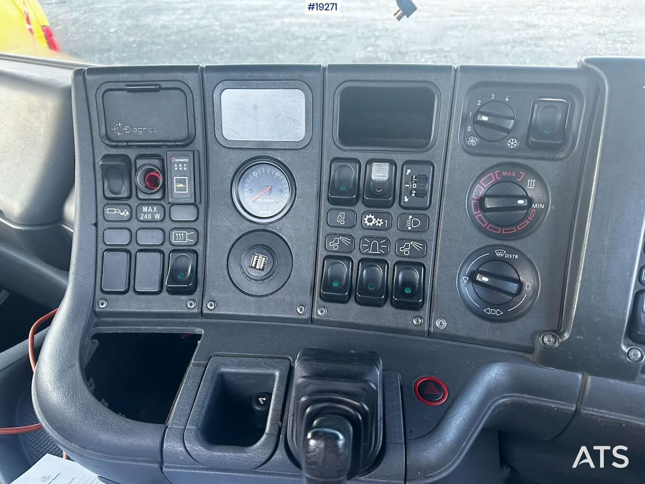 Vehículo municipal, Camión Scania P94: foto 27