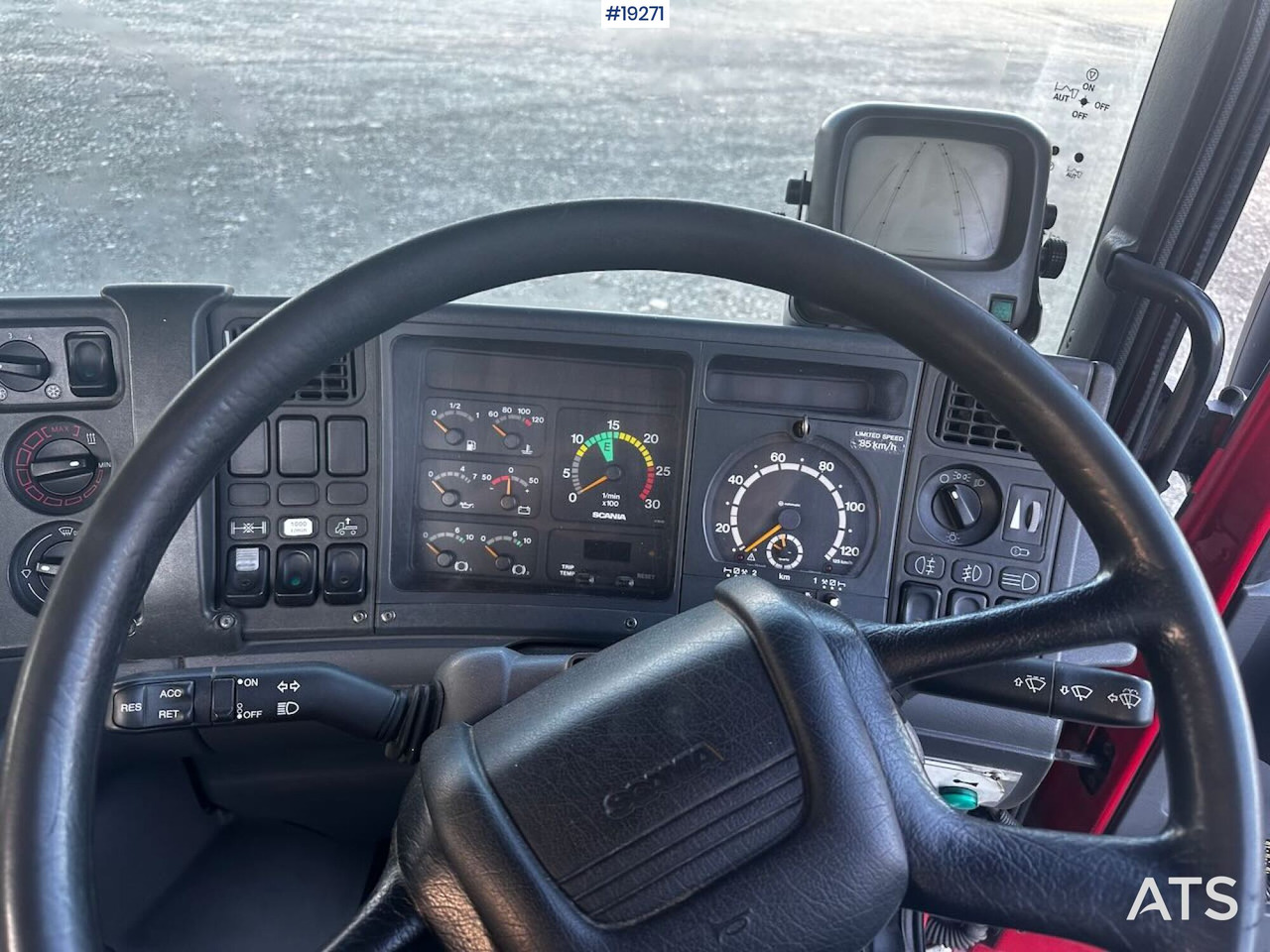 Vehículo municipal, Camión Scania P94: foto 25