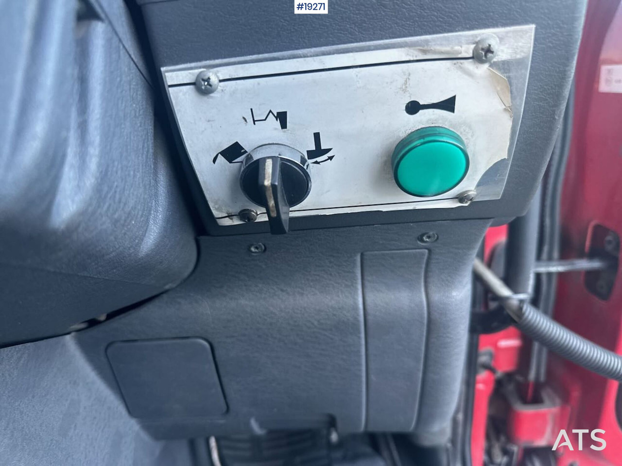 Vehículo municipal, Camión Scania P94: foto 34