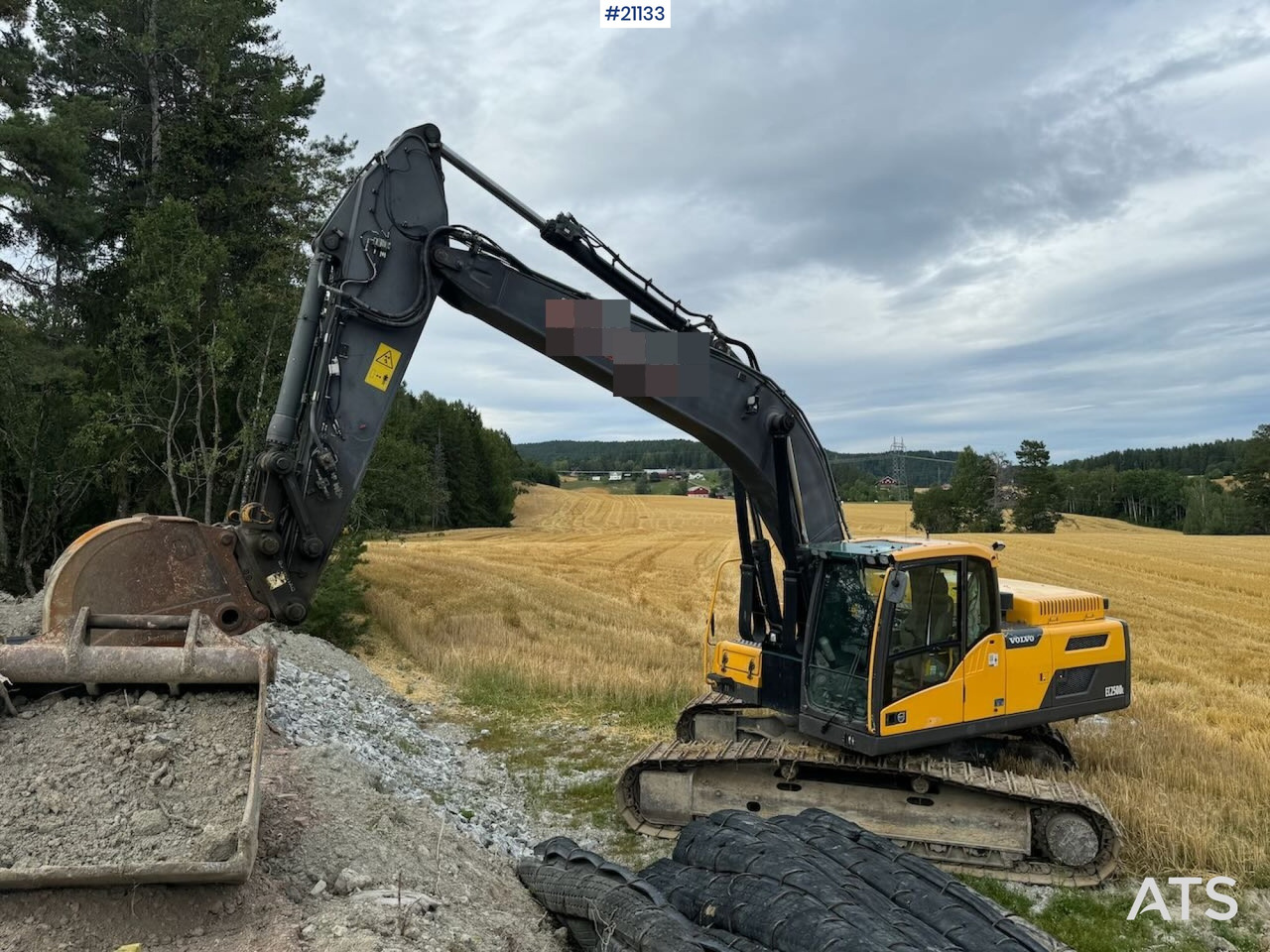 Volvo EC250DL - Excavadora de cadenas: foto 1 Volvo EC250DL - Excavadora de cadenas: foto 1