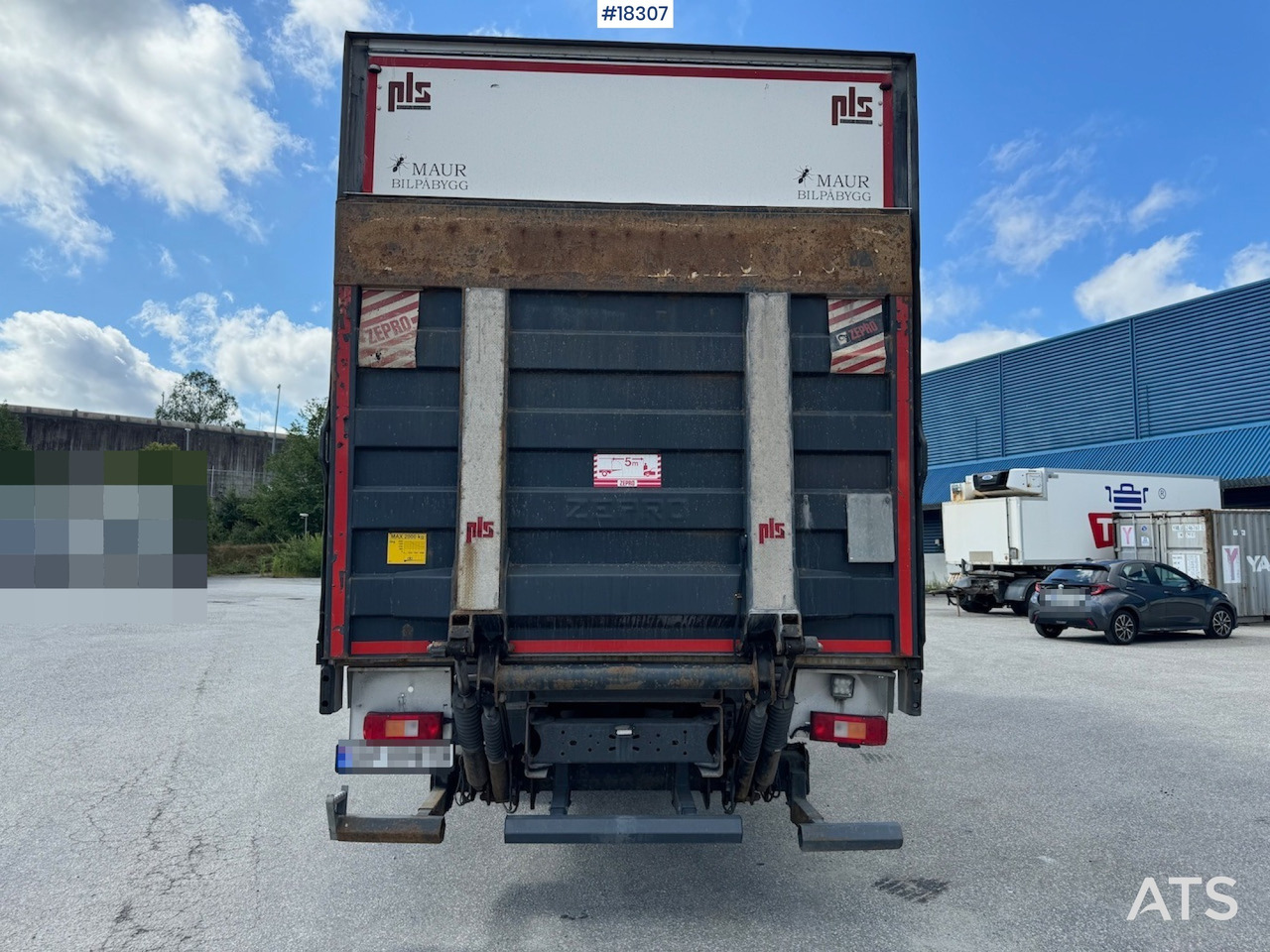 Volvo FE320 - Camión caja cerrada: foto 4 Volvo FE320 - Camión caja cerrada: foto 4