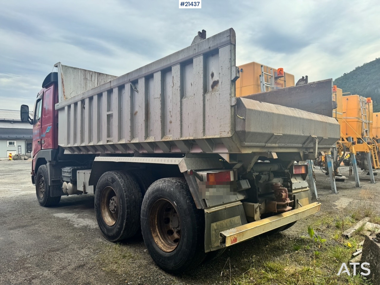 Volvo FH12 420 - Camión volquete: foto 3 Volvo FH12 420 - Camión volquete: foto 3