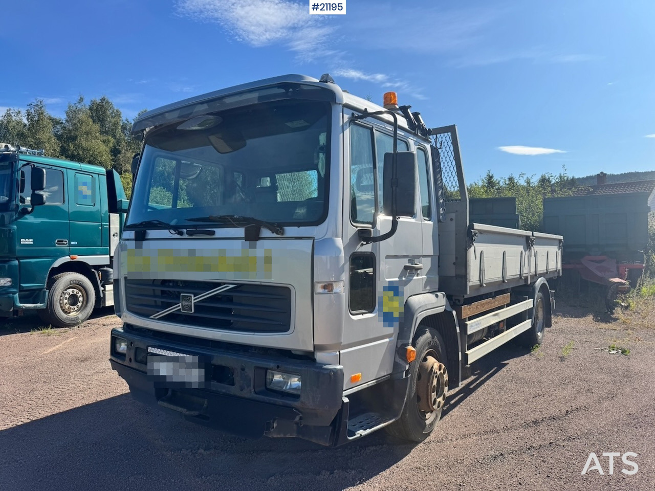 Volvo FL250 - Camión caja abierta: foto 1 Volvo FL250 - Camión caja abierta: foto 1
