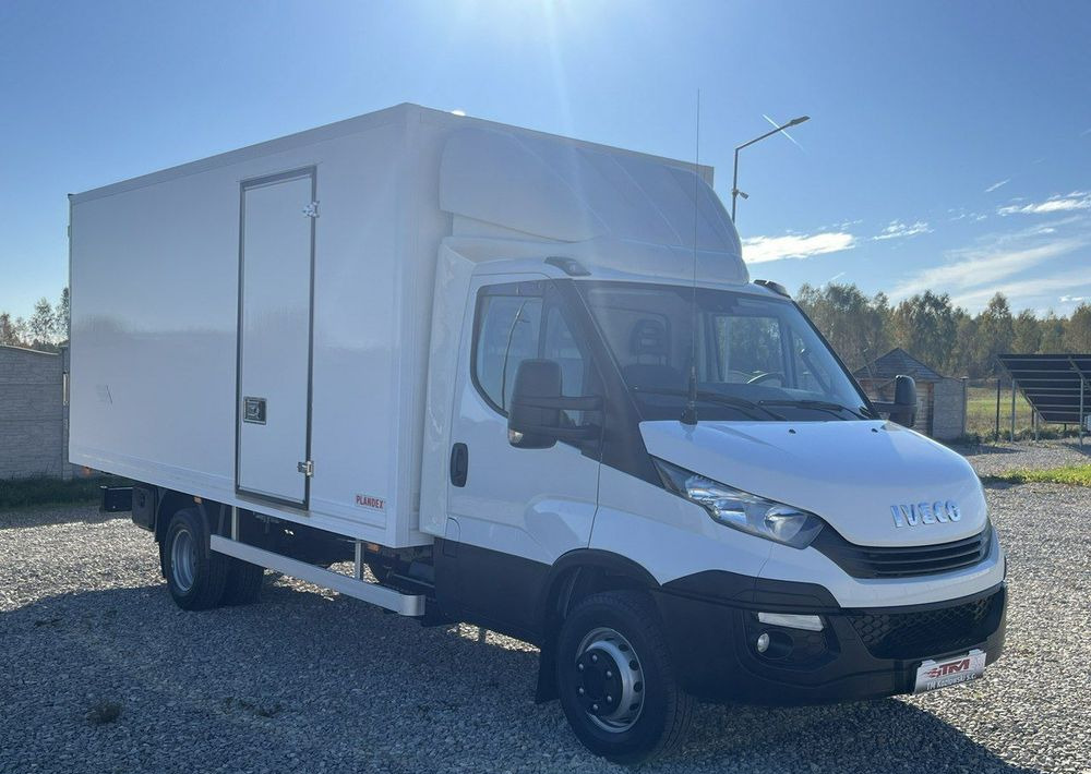 Iveco Daily 72C18 3.0/180KM Kontener 10-palet Ładowność-4000kg - Camión caja cerrada: foto 1 Iveco Daily 72C18 3.0/180KM Kontener 10-palet Ładowność-4000kg - Camión caja cerrada: foto 1