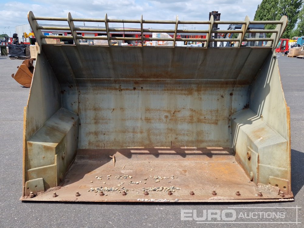 112" High Tip Front Loading Bucket to suit Wheeled Loader - Cazo: foto 5 112" High Tip Front Loading Bucket to suit Wheeled Loader - Cazo: foto 5