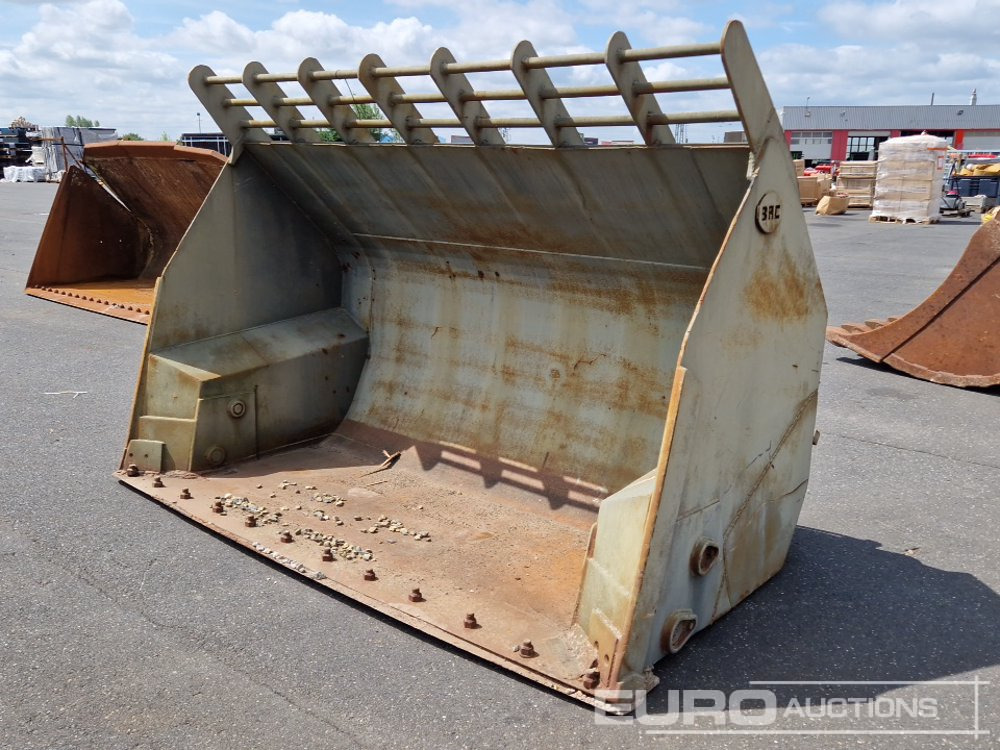 112" High Tip Front Loading Bucket to suit Wheeled Loader - Cazo: foto 1 112" High Tip Front Loading Bucket to suit Wheeled Loader - Cazo: foto 1