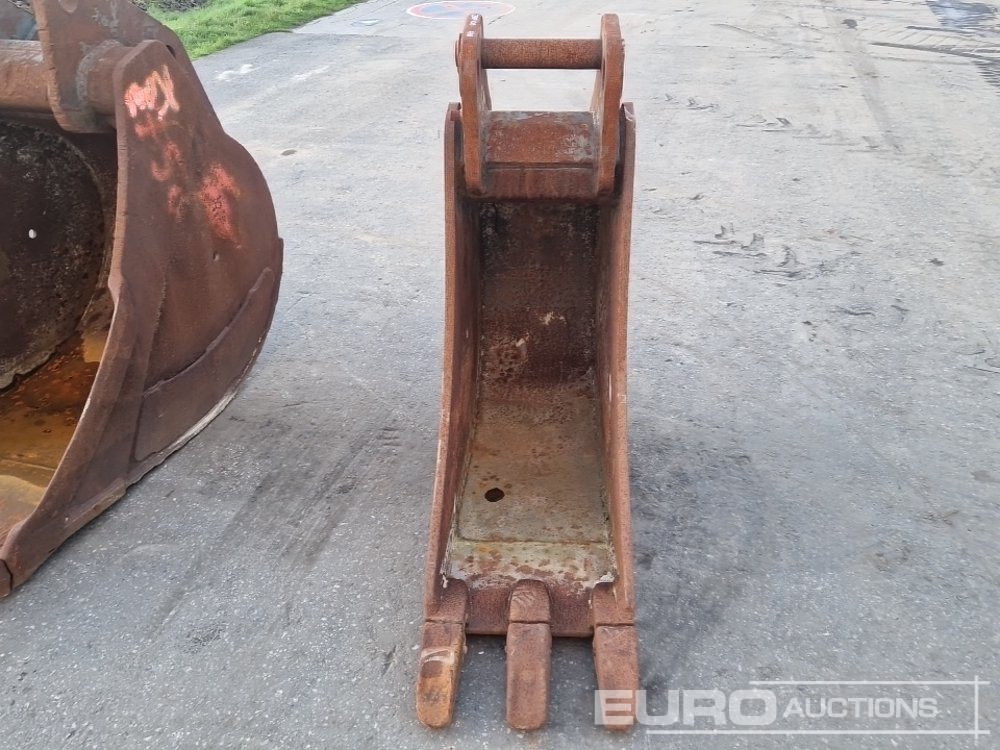 19" Digging Bucket to suit 70mm Pin - Cazo: foto 5 19" Digging Bucket to suit 70mm Pin - Cazo: foto 5