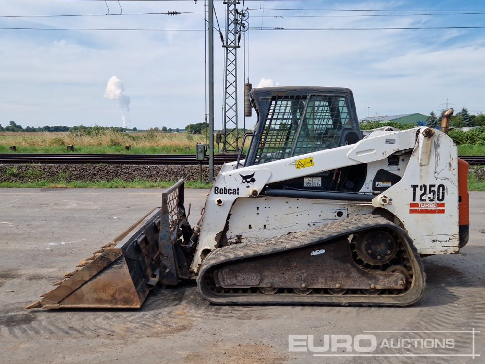 2005 Bobcat T250 - Minicargadora: foto 2 2005 Bobcat T250 - Minicargadora: foto 2