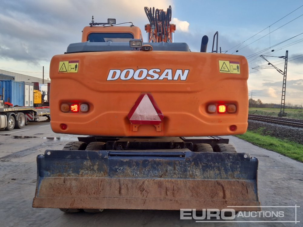 2010 Doosan DX170W - Excavadora de ruedas: foto 4 2010 Doosan DX170W - Excavadora de ruedas: foto 4