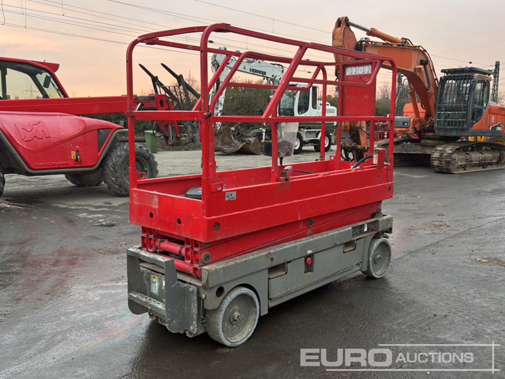 2010 Haulotte Compact 8 - Plataforma elevadora: foto 1 2010 Haulotte Compact 8 - Plataforma elevadora: foto 1