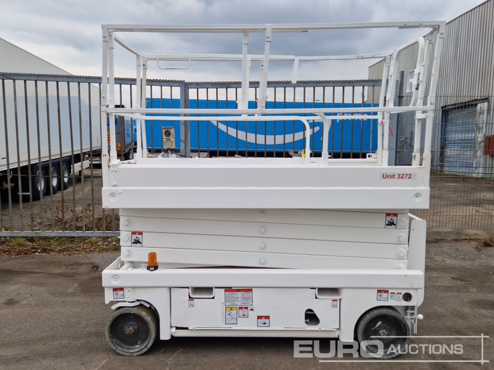 2014 Haulotte Compact 12 - Plataforma elevadora: foto 2 2014 Haulotte Compact 12 - Plataforma elevadora: foto 2