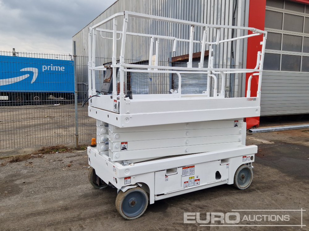 2014 Haulotte Compact 12 - Plataforma elevadora: foto 1 2014 Haulotte Compact 12 - Plataforma elevadora: foto 1