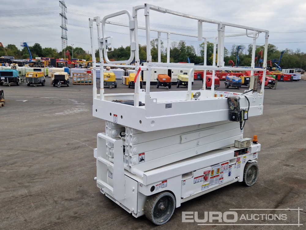 2014 Haulotte Compact 12 - Plataforma elevadora: foto 4 2014 Haulotte Compact 12 - Plataforma elevadora: foto 4