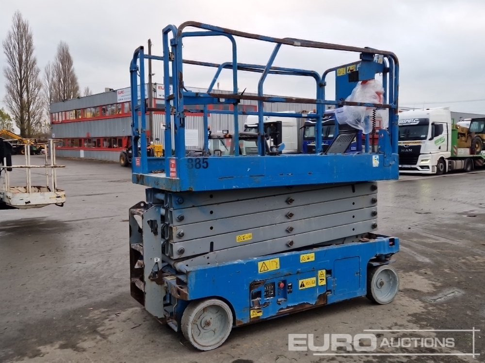 2015 Genie GS-3246 - Plataforma elevadora: foto 4 2015 Genie GS-3246 - Plataforma elevadora: foto 4
