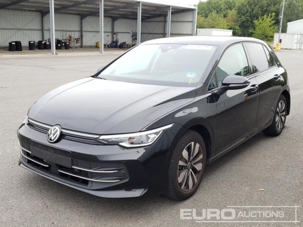 2025 Volkswagen Golf - Coche: foto 1 2025 Volkswagen Golf - Coche: foto 1