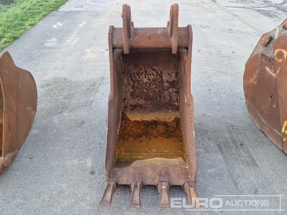 32" Digging Bucket to suit 70mm Pin - Cazo: foto 5 32" Digging Bucket to suit 70mm Pin - Cazo: foto 5