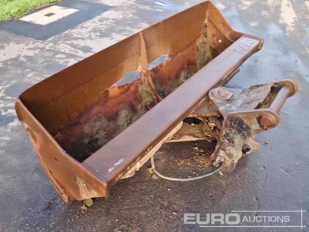 77" Tilt Ditching Bucket to suit 70mm - Cazo: foto 2 77" Tilt Ditching Bucket to suit 70mm - Cazo: foto 2