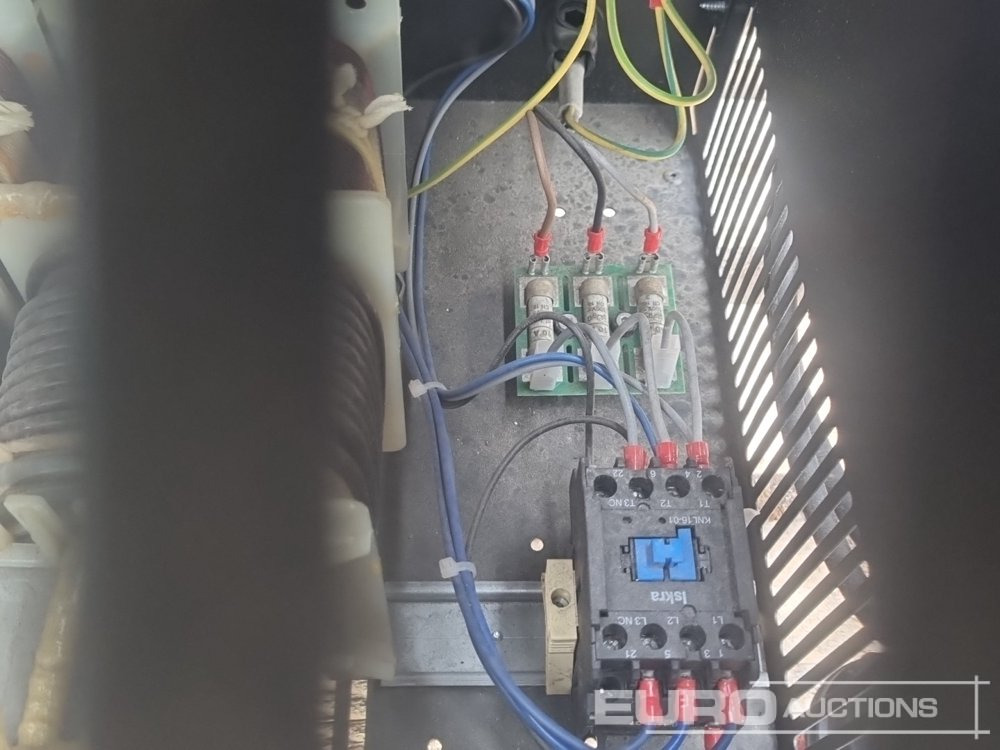 Equipo de construcción Conex 400V Battery Charger, 4.3kW - 50/60Hz: foto 8
