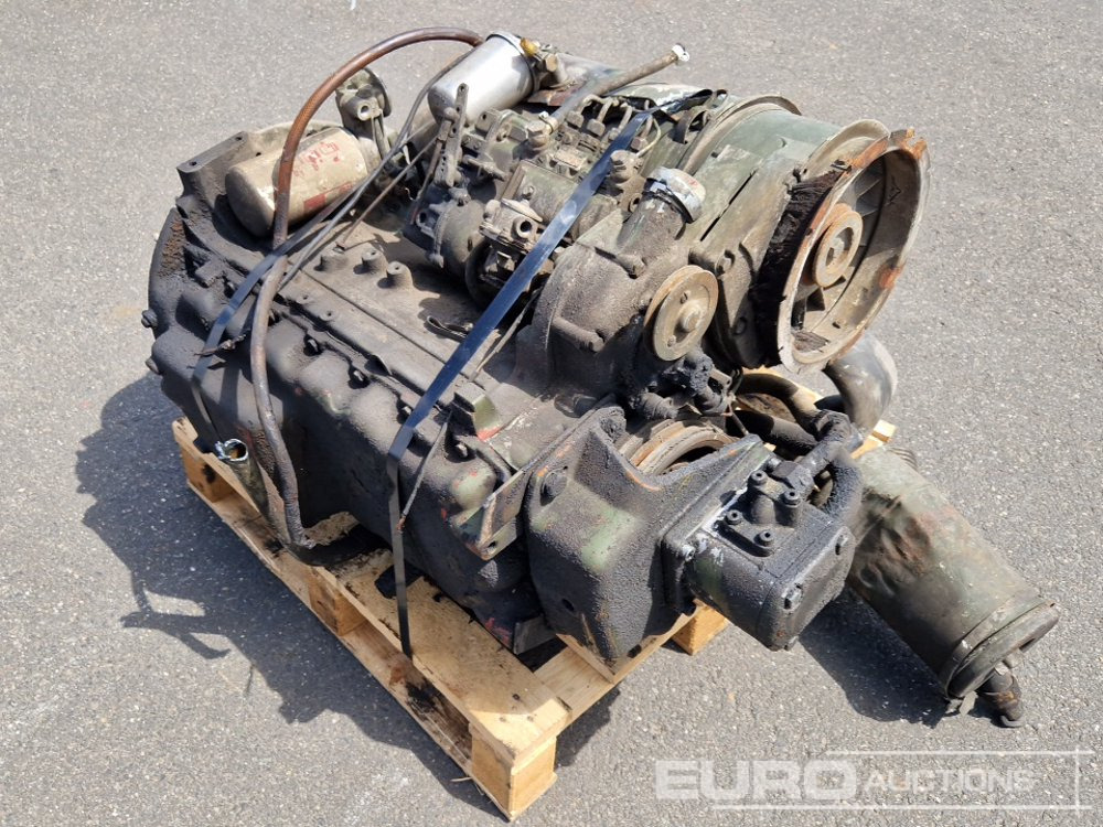 Deutz F4L912 - Motor: foto 2 Deutz F4L912 - Motor: foto 2