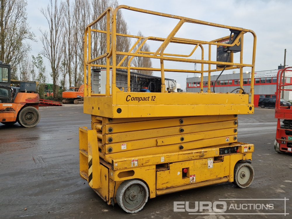 Haulotte Compact 12 - Plataforma elevadora: foto 4 Haulotte Compact 12 - Plataforma elevadora: foto 4