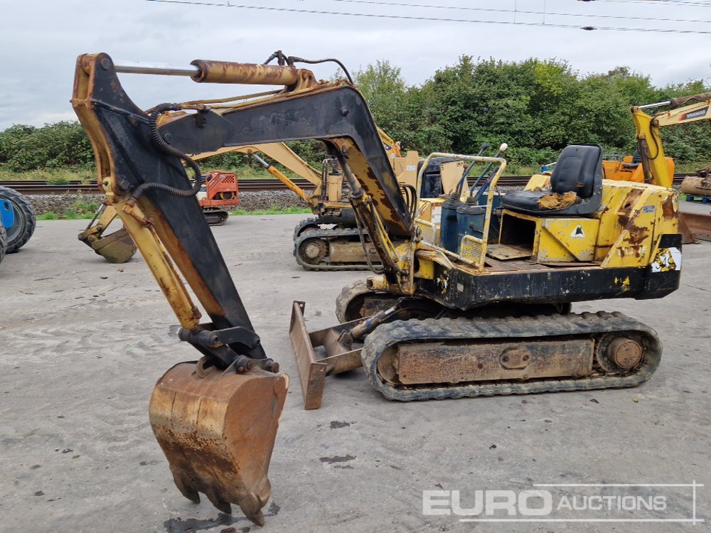 Komatsu PC15 - Miniexcavadora: foto 1 Komatsu PC15 - Miniexcavadora: foto 1