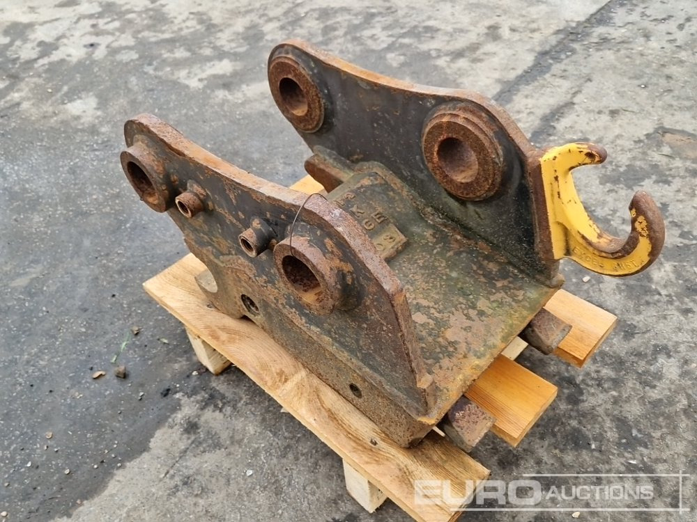 MS08 Quick hitch to suit Kubota KX080-3 - Acoplamiento rápido: foto 4 MS08 Quick hitch to suit Kubota KX080-3 - Acoplamiento rápido: foto 4